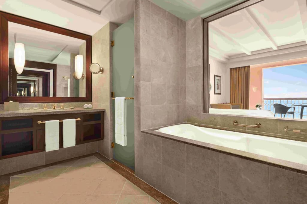 Al Husn Muscat Hotel