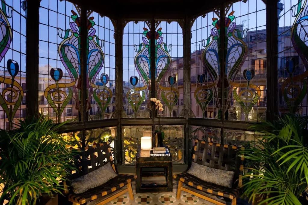 Barcelona - 2 Bedroom Apartment, Fireplace, Stained Glass Window - Hoa 42130