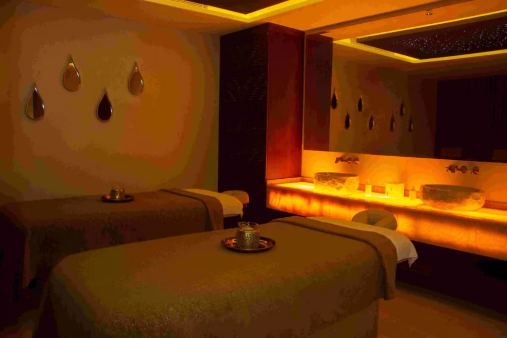 Al Husn Muscat Hotel