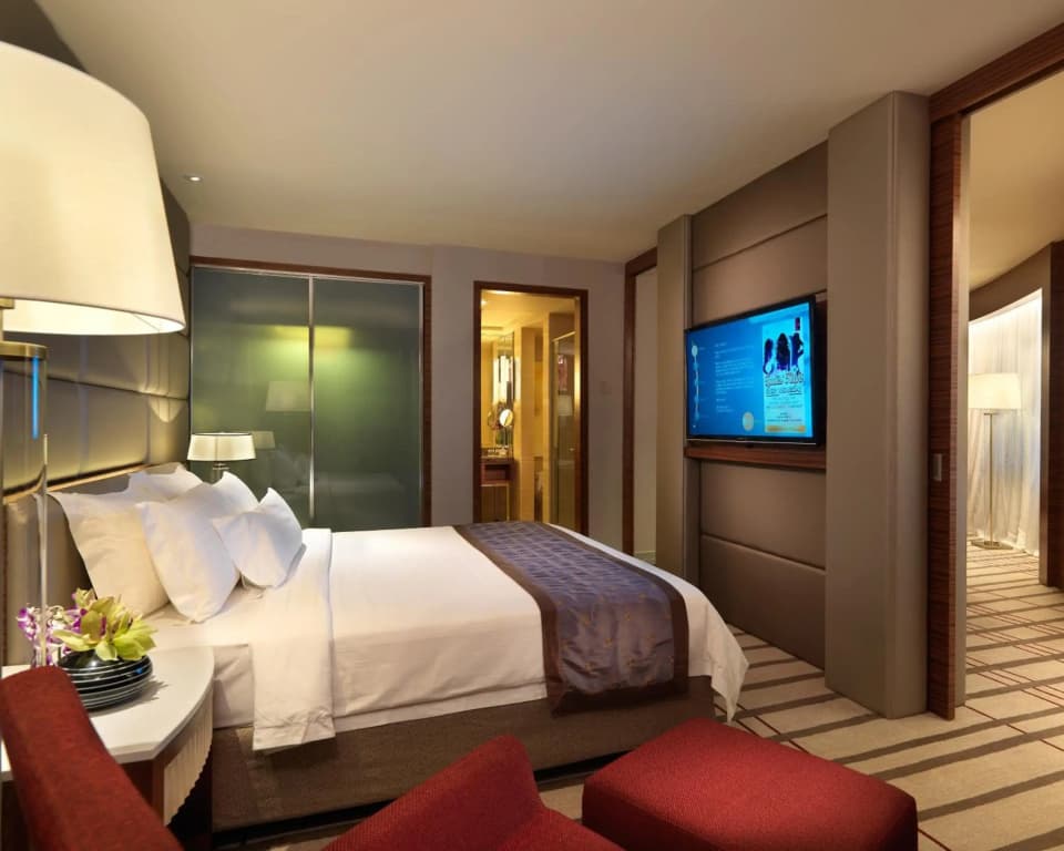 One World Hotel