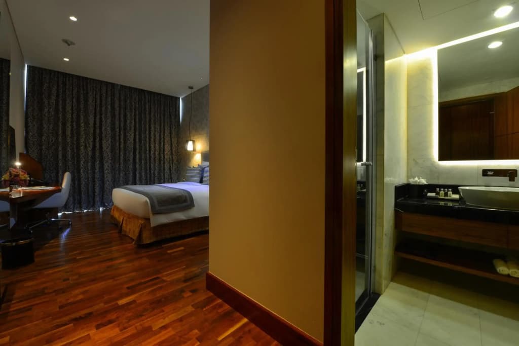 The Avenue Hotel