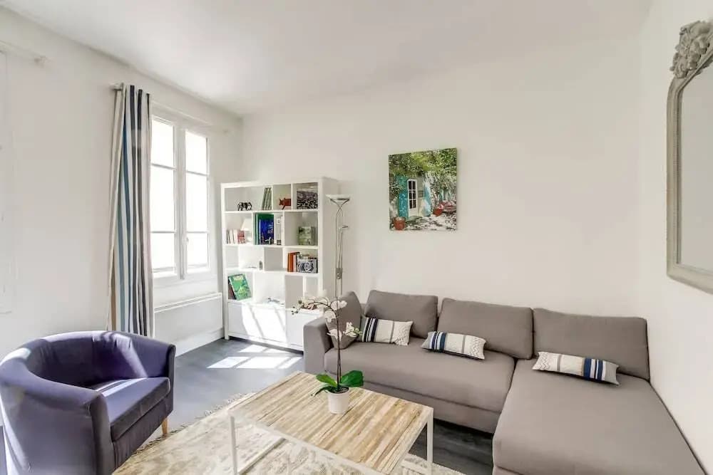 Saint Honore Apartment