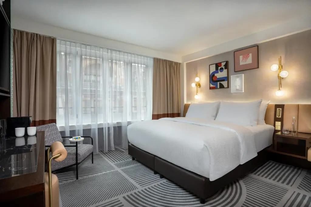 Neues Schloss Privat Hotel Zurich, Autograph Collection