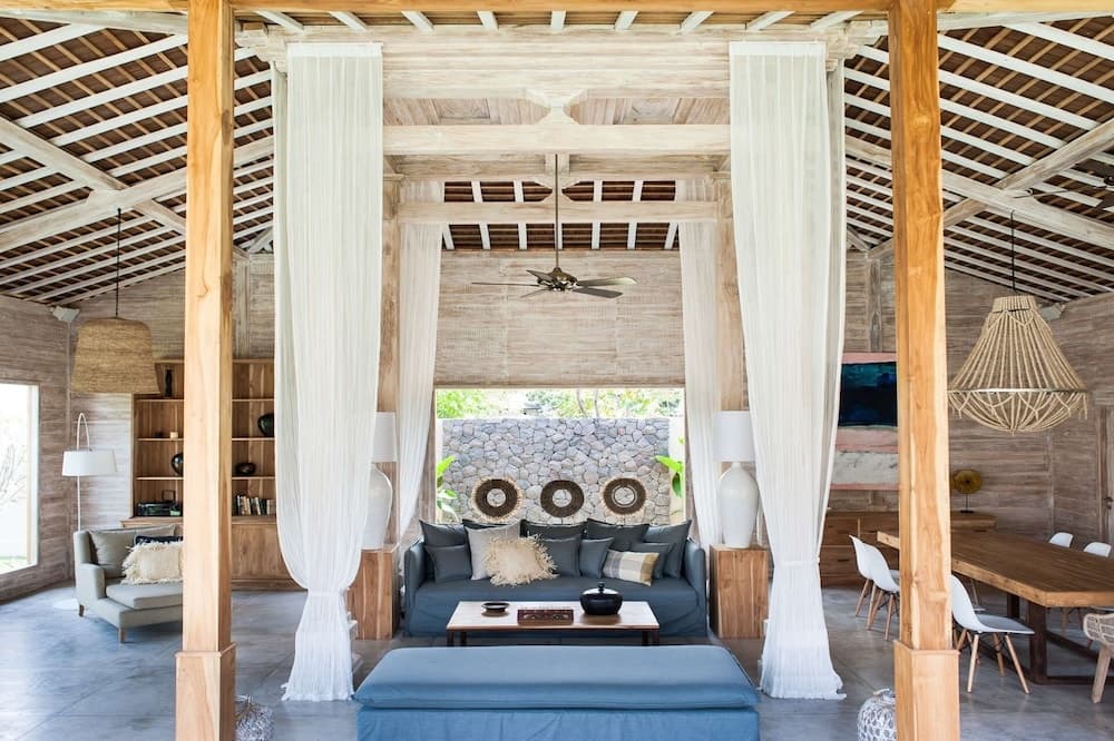 Luxury 5 Bedroom Villa With Private Pool, Bali Villa 2022