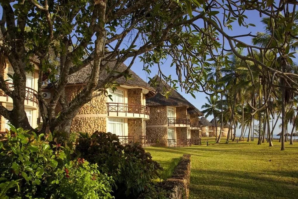 Ledger Plaza Bahari Beach