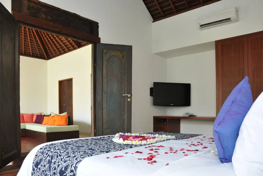 Saba Villa