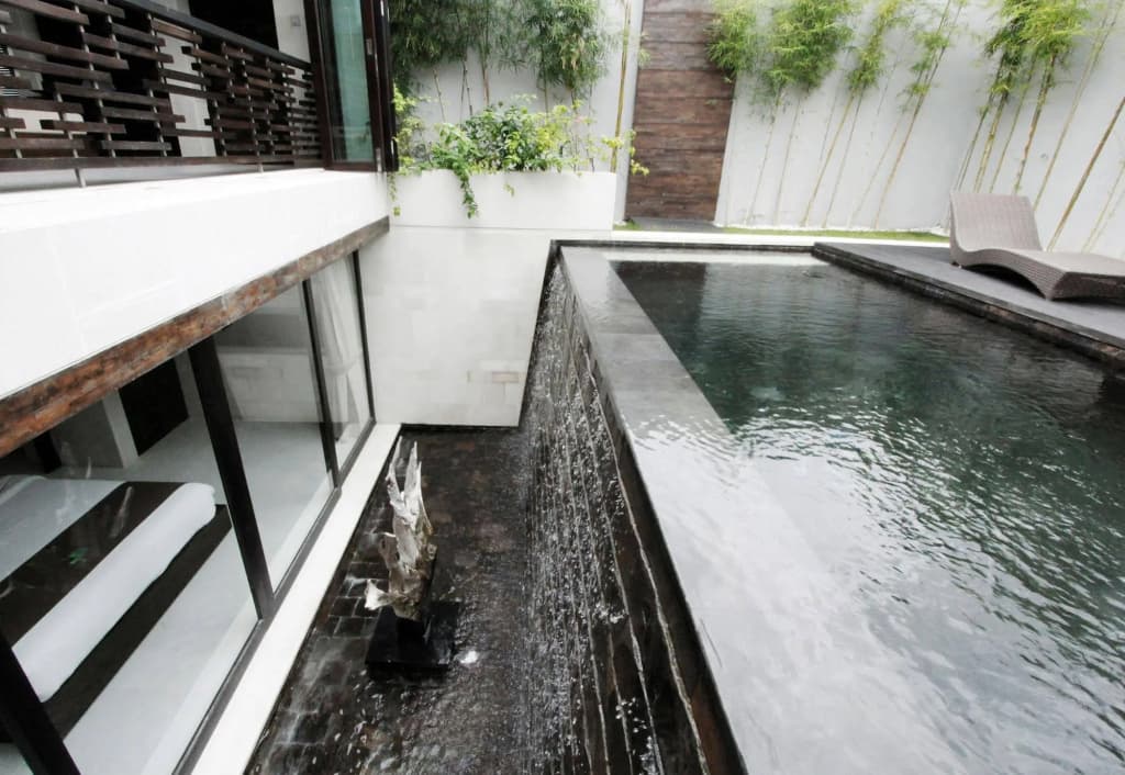 eqUILIBRIA SEMINYAK