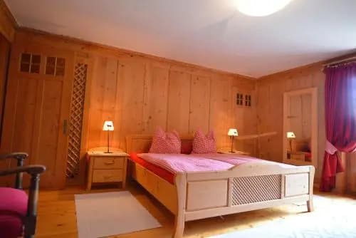 Apartments Villa Surlej
