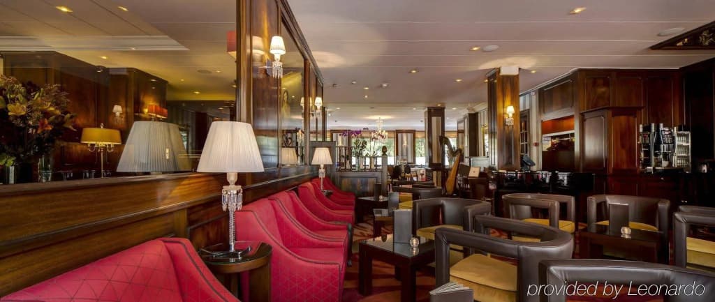 Hotel Bristol