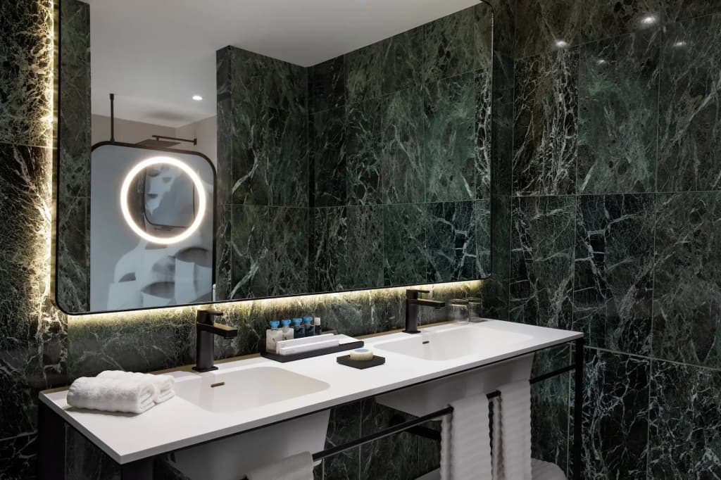 Renaissance Barcelona Hotel
