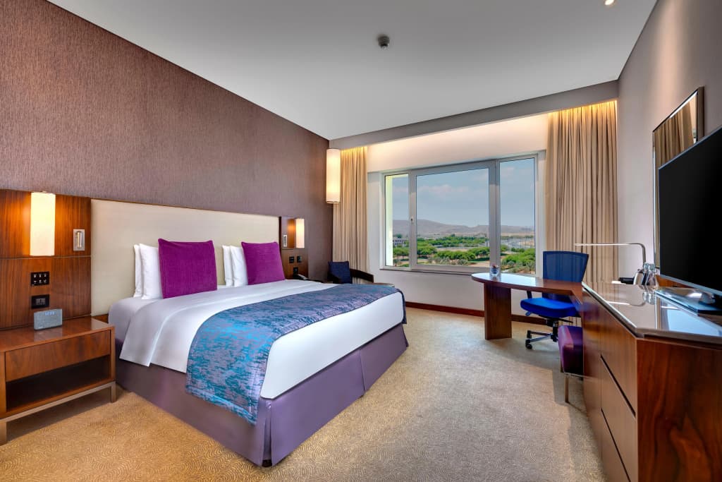 Crowne Plaza Muscat OCEC by IHG