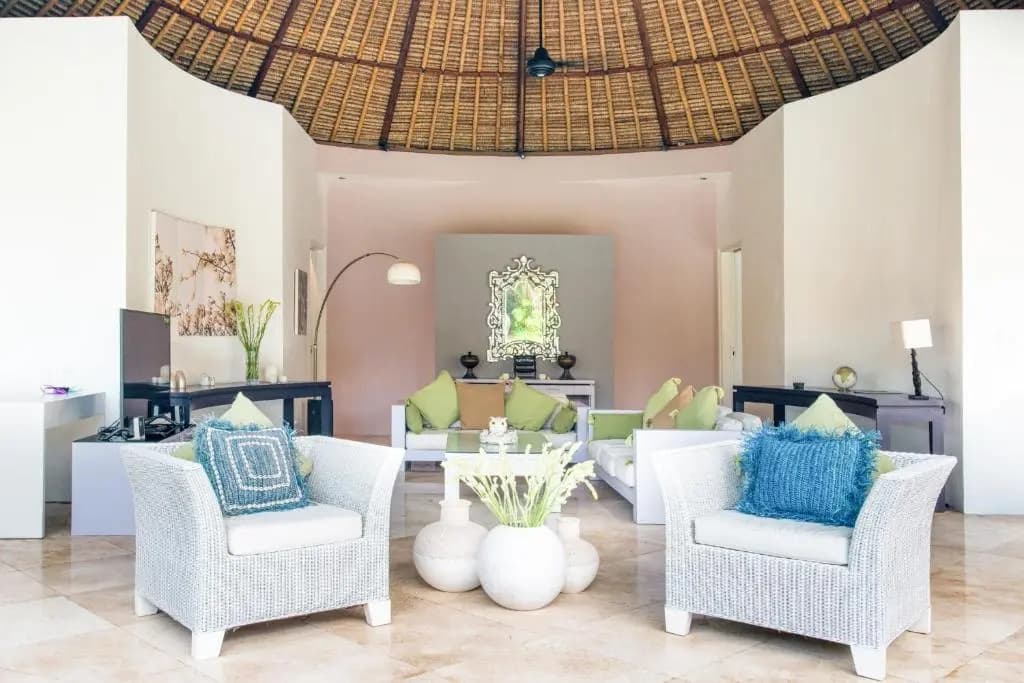 Villa Bliss a paradise of three independent Villas
