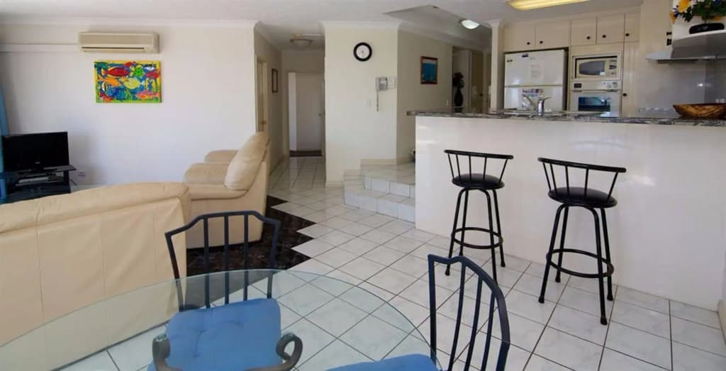 Surfers Mayfair Apartments