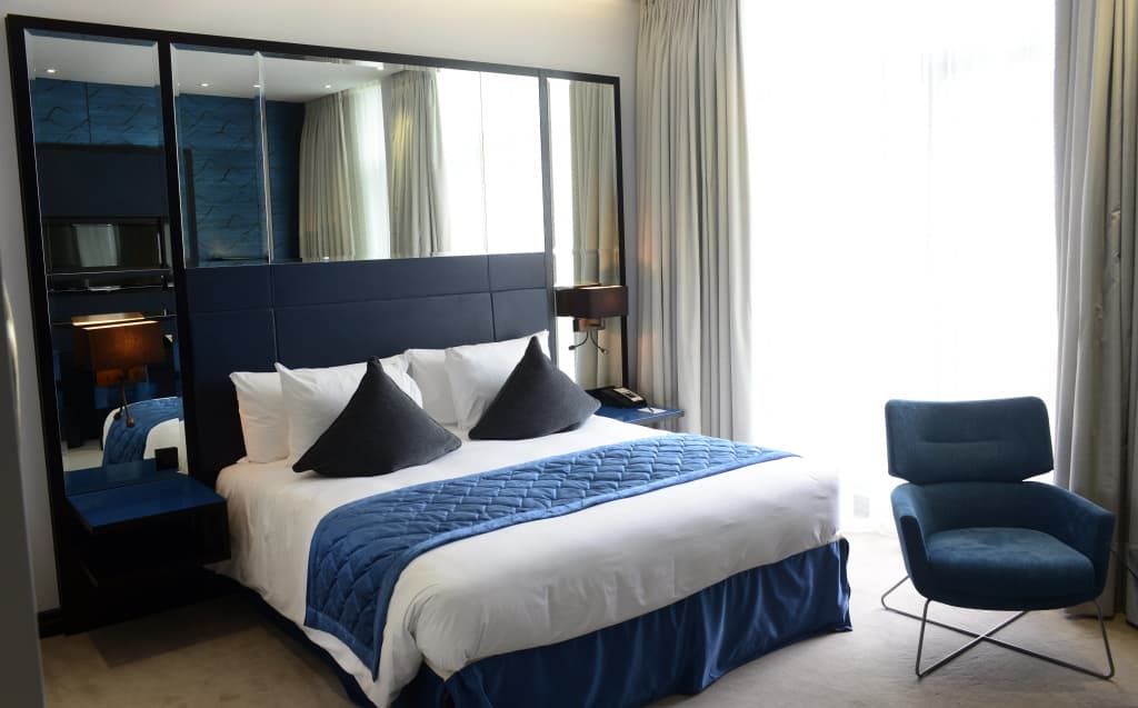 Crowne Plaza London - Battersea