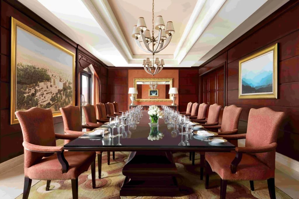 Al Husn Muscat Hotel