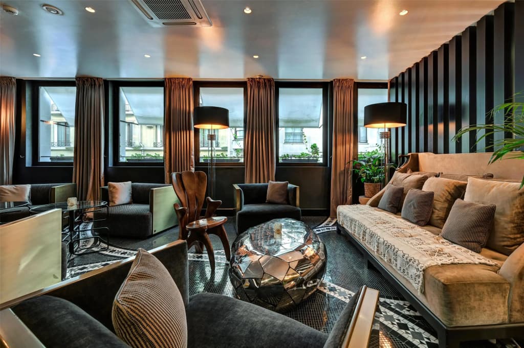 The One Alma Paris