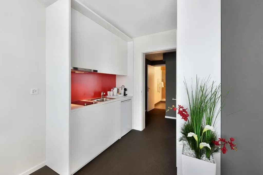 Home Swiss Hotel