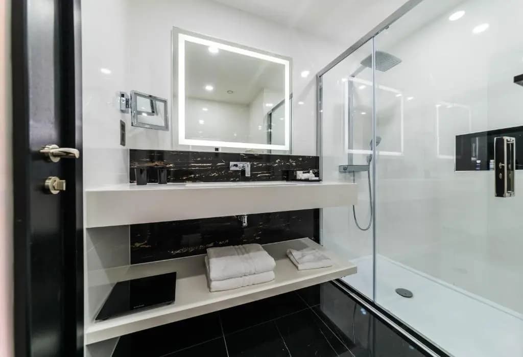 Montcalm Royal London House, London City