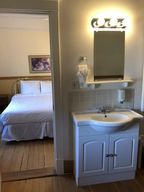 Royal Hotel
