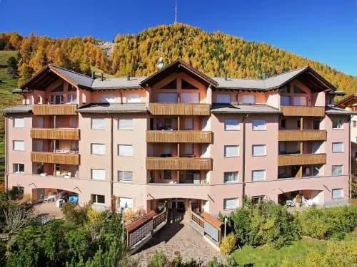 Apartment Chesa Sur Val 21