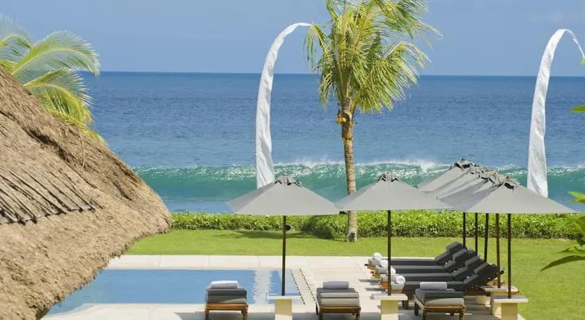 Villa Atas Ombak