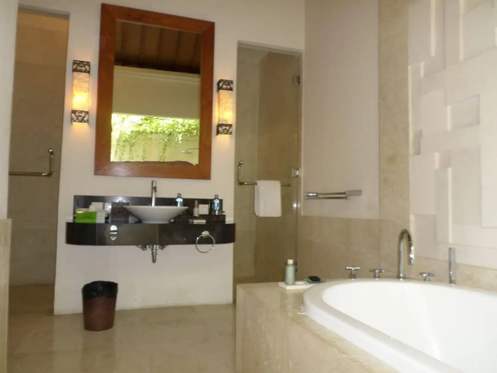 The Akasha Bali