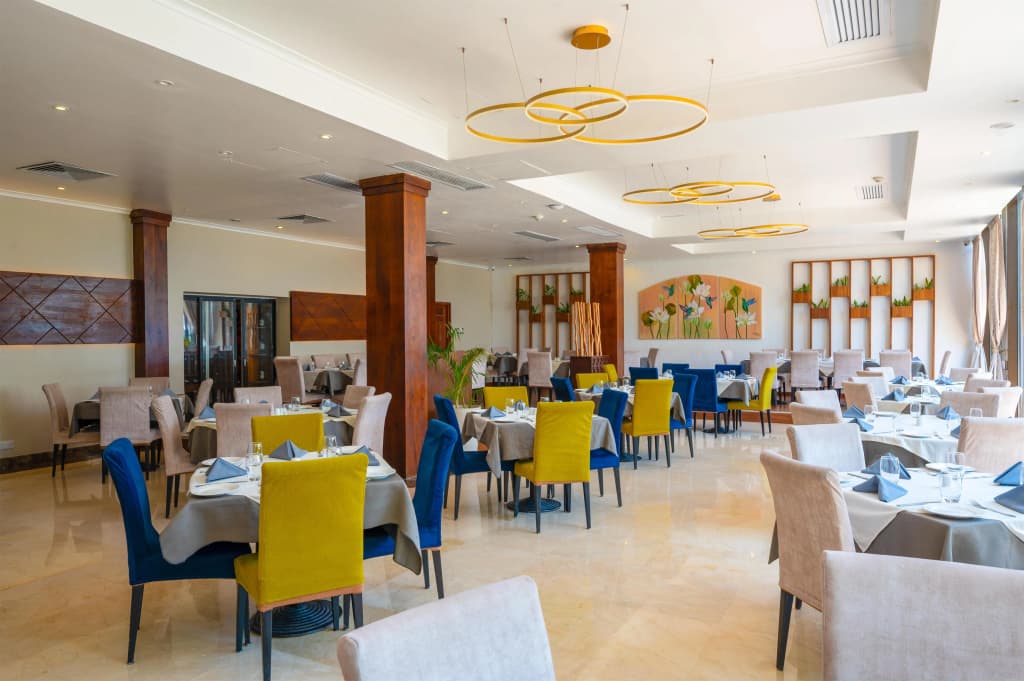 Sea Cliff Hotel