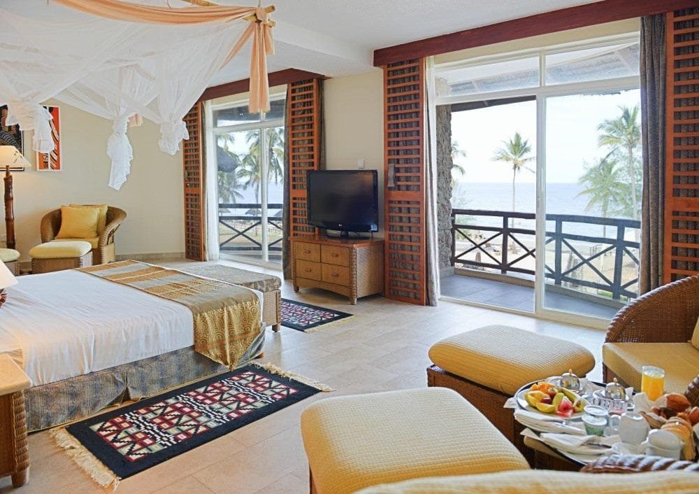 Ledger Plaza Bahari Beach