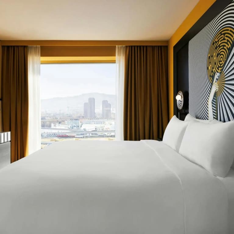 Renaissance Zürich Tower Hotel