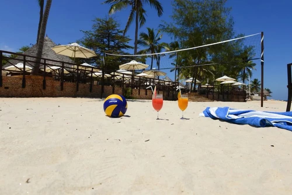 Ledger Plaza Bahari Beach