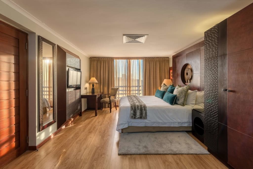 Sea Cliff Hotel