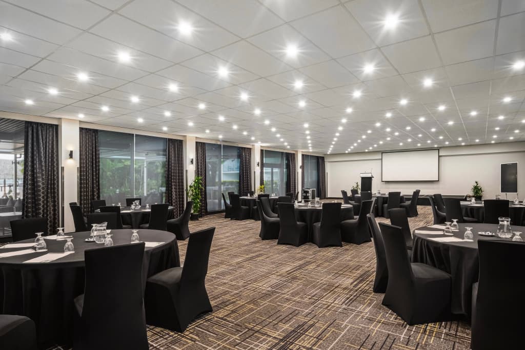 Holiday Inn Suva by IHG