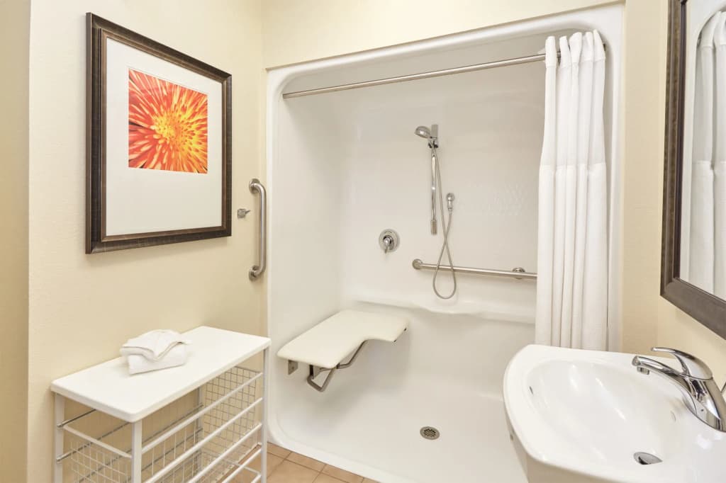 Staybridge Suites Davenport by IHG