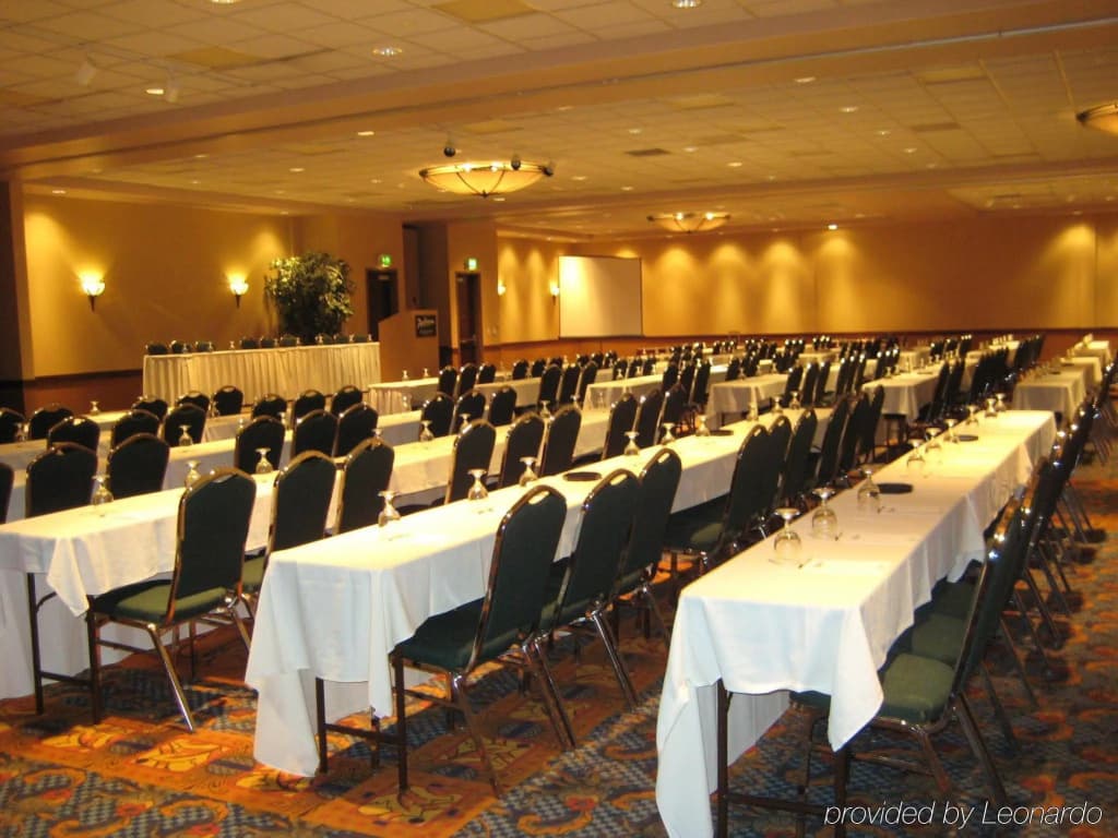 DoubleTree by Hilton Davenport
