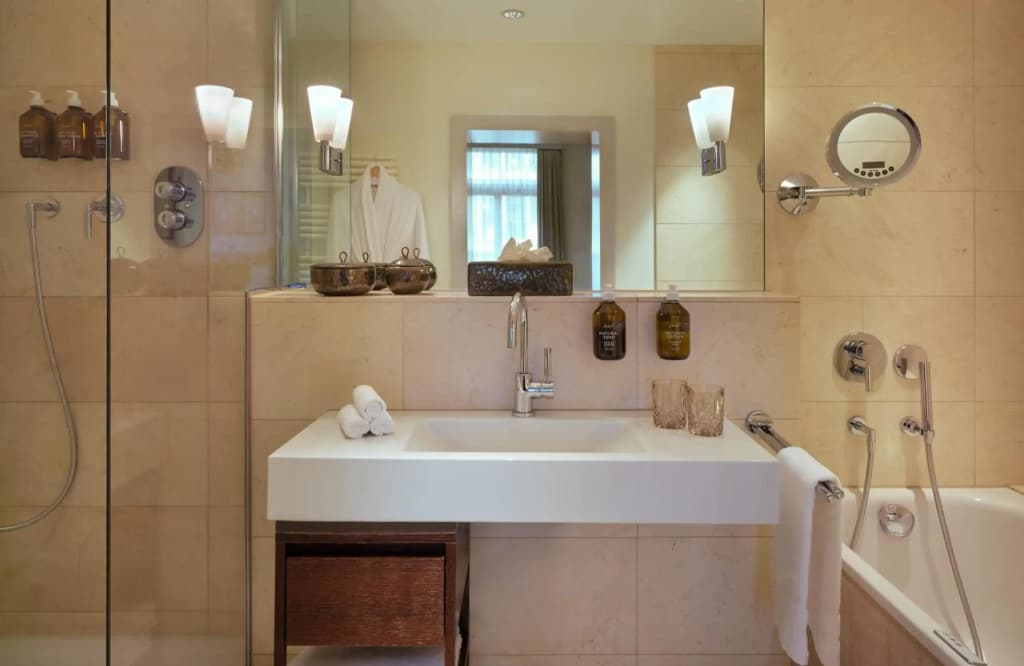 ALDEN Suite Hotel Spluegenschloss Zurich
