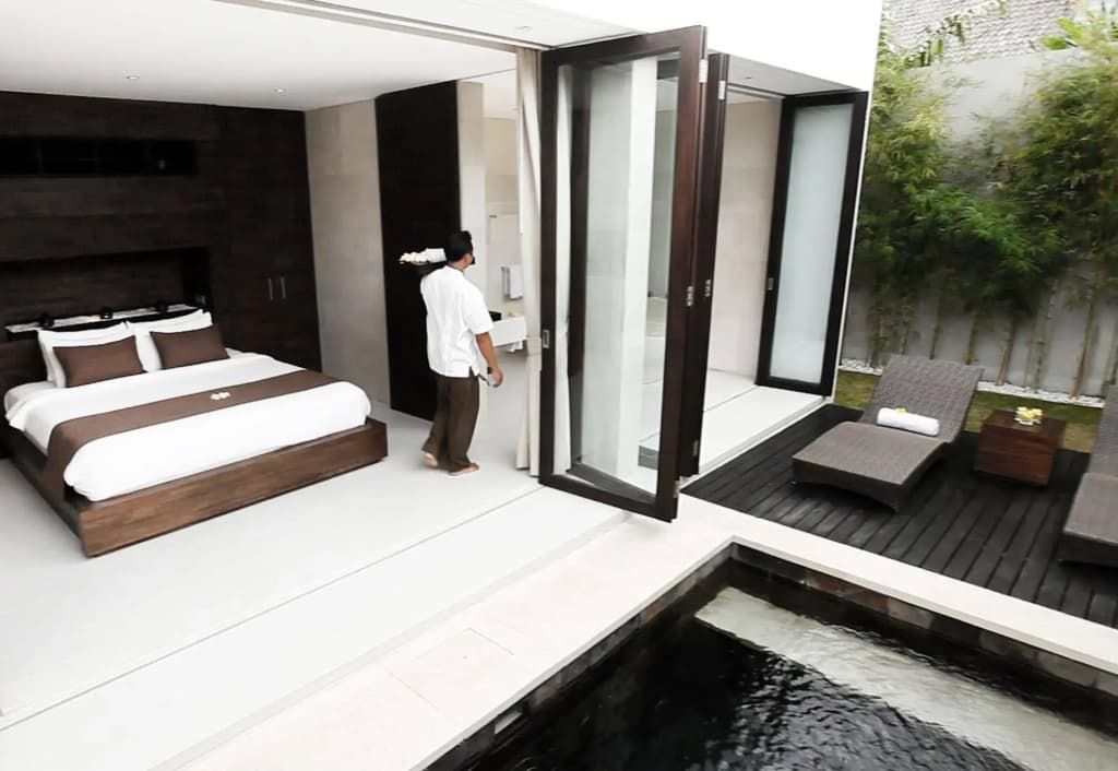 eqUILIBRIA SEMINYAK