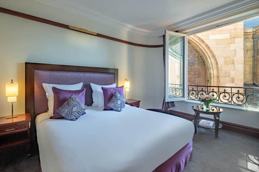Hôtel Pont Royal