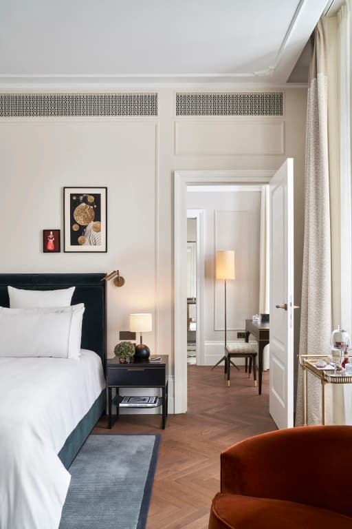 Rosewood Vienna