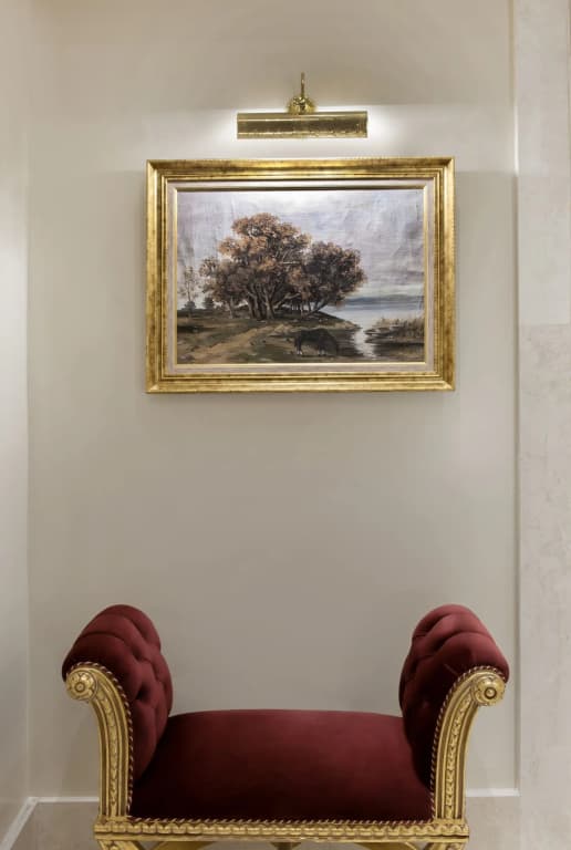 1890 Suites Hotel