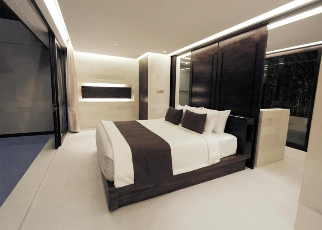 eqUILIBRIA SEMINYAK