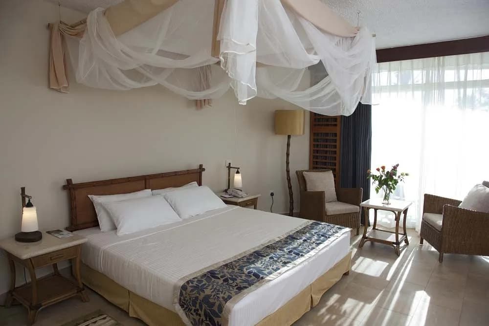 Ledger Plaza Bahari Beach