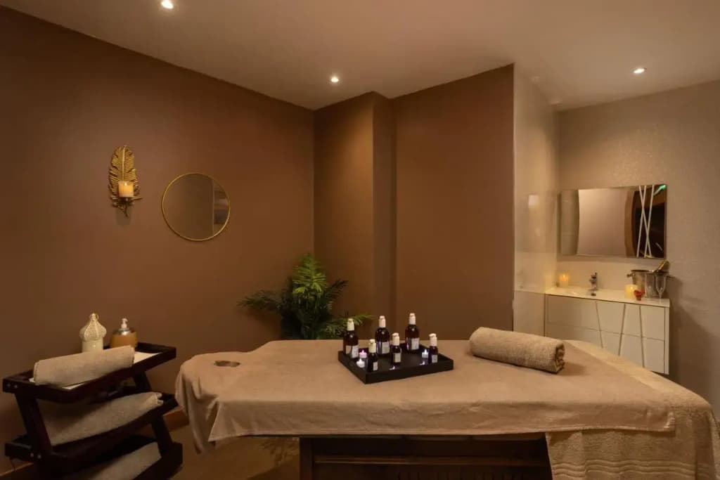 Montcalm Royal London House, London City