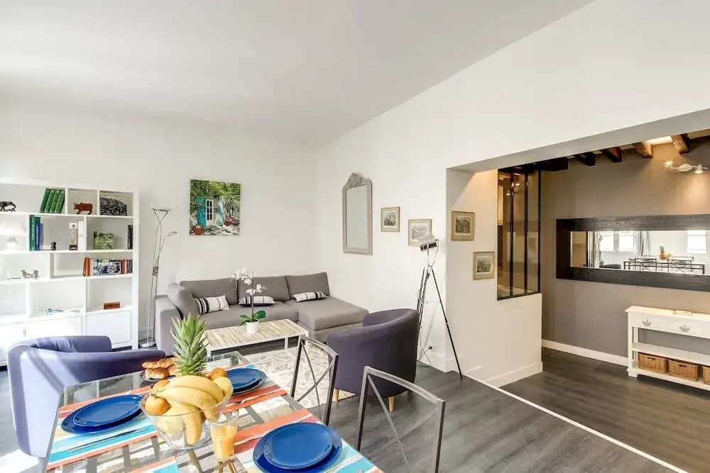 Saint Honore Apartment
