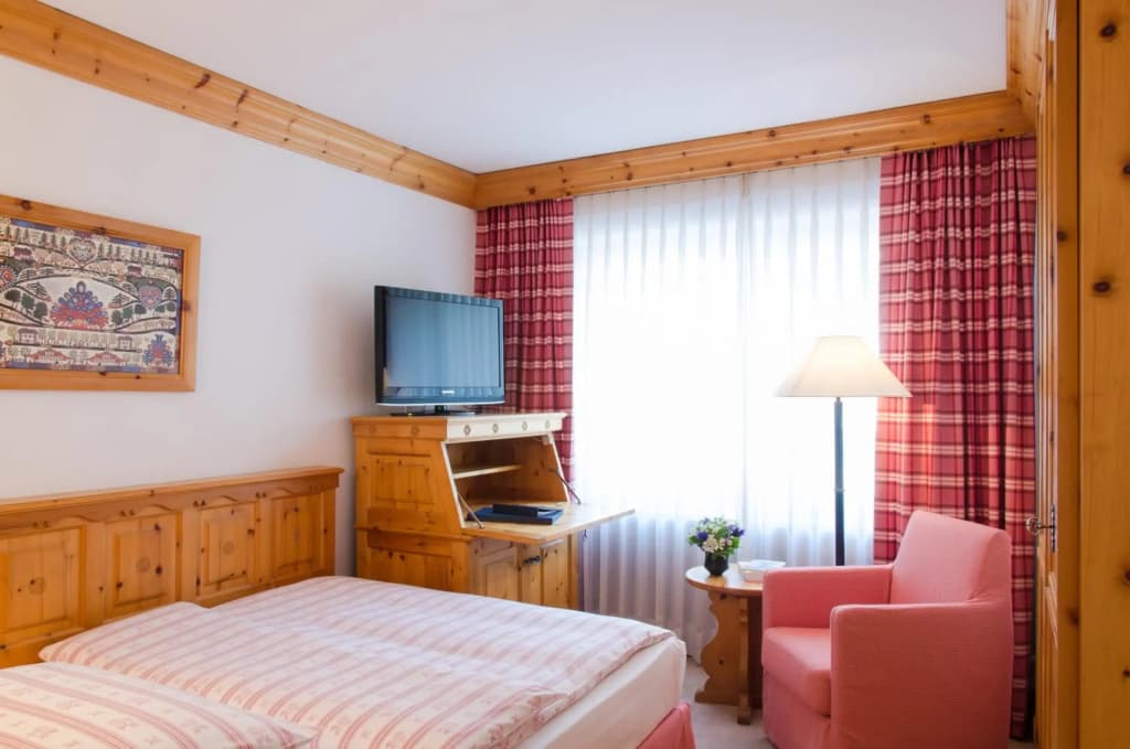 Crystal Hotel