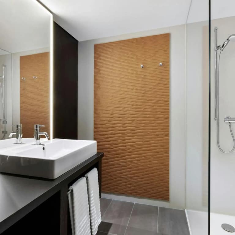 Renaissance Zürich Tower Hotel