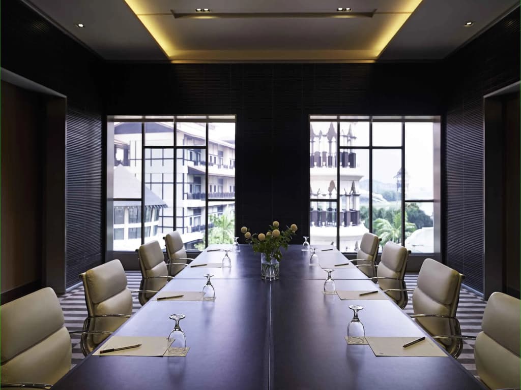DoubleTree by Hilton Putrajaya Lakeside