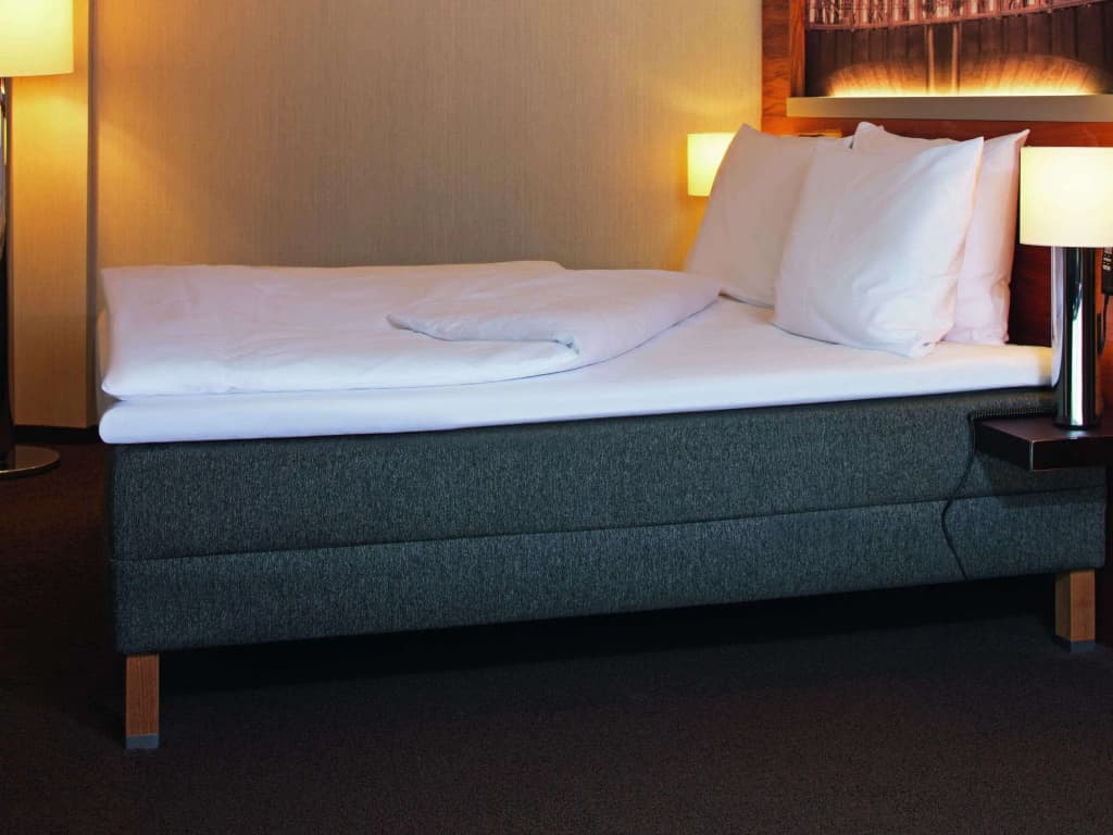 Mövenpick Hotel Geneva