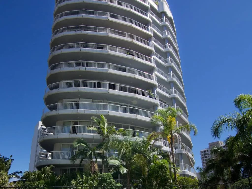 Surfers Mayfair Apartments