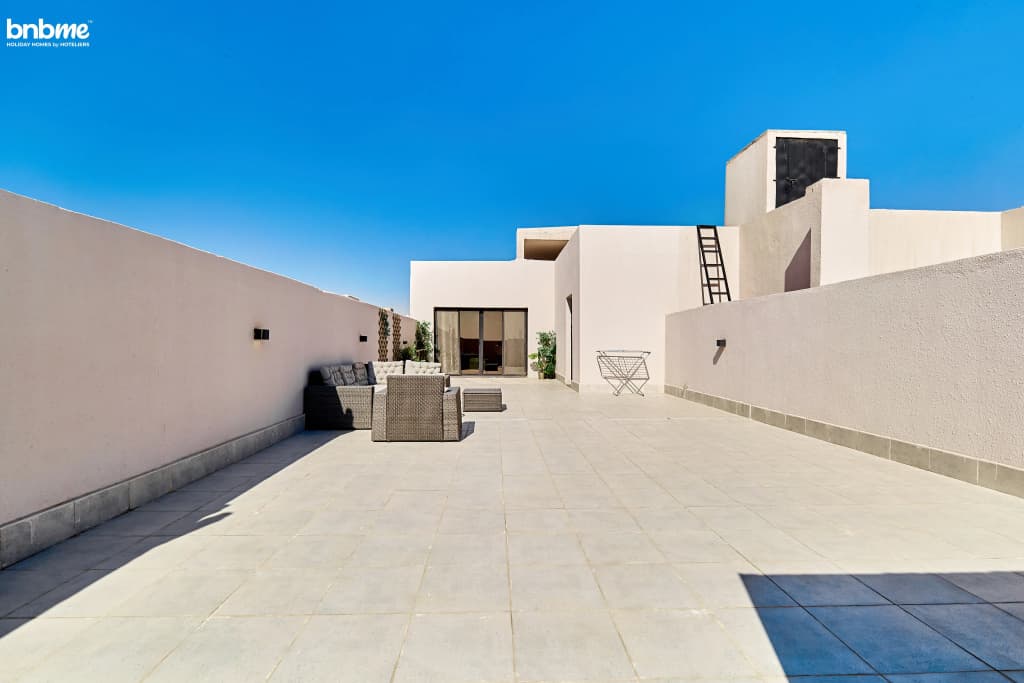Bnbme, Riviera-22, 2 Bdr Apartments