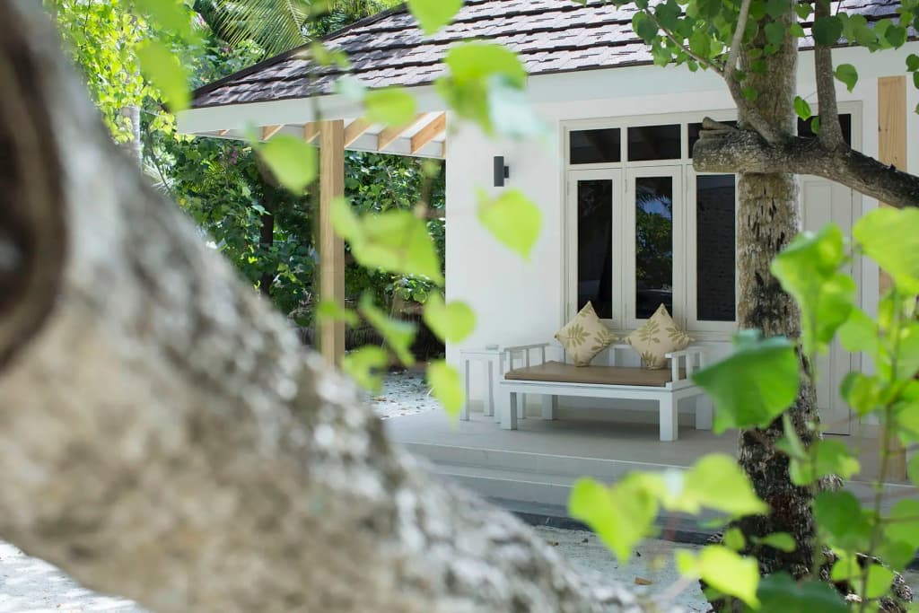 Ellaidhoo Maldives By Cinnamon Hotel